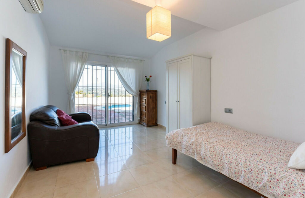 Detached Villa Alhaurín el Grande Málaga - image 16