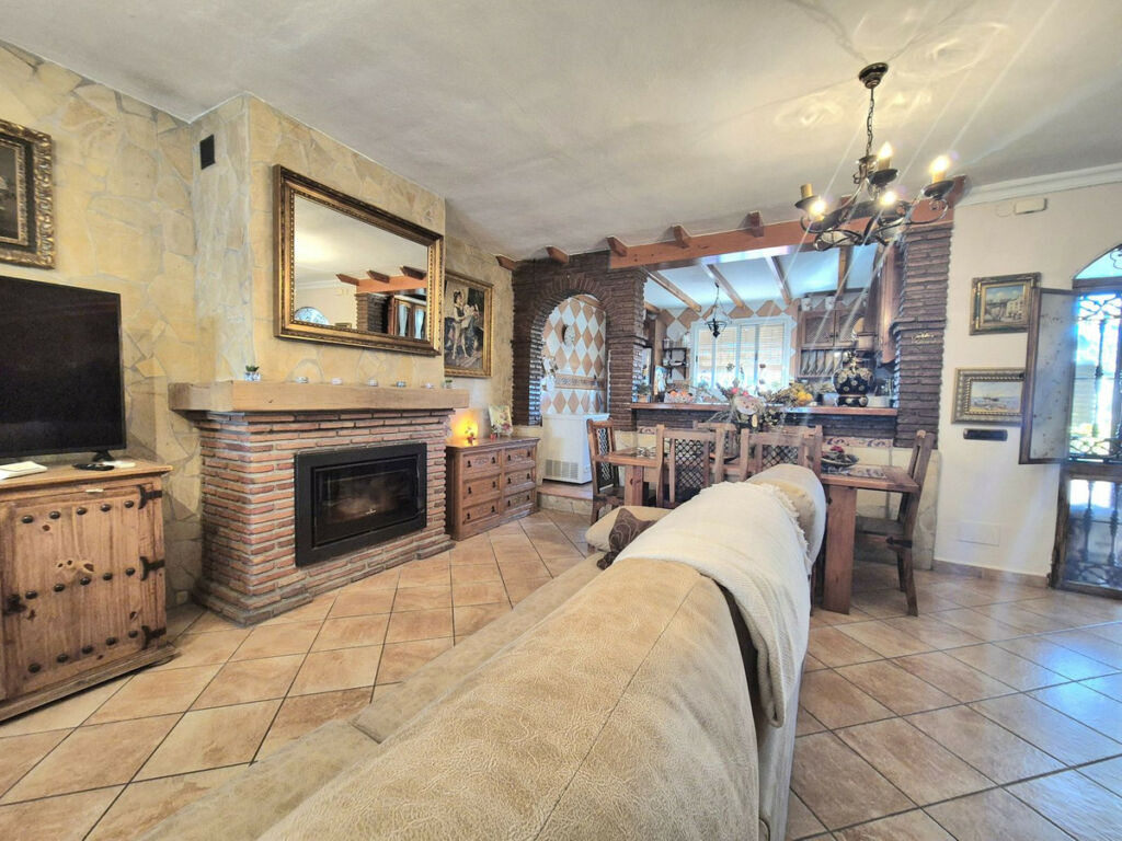 Semi-Detached House Alhaurín el Grande Málaga - image 18