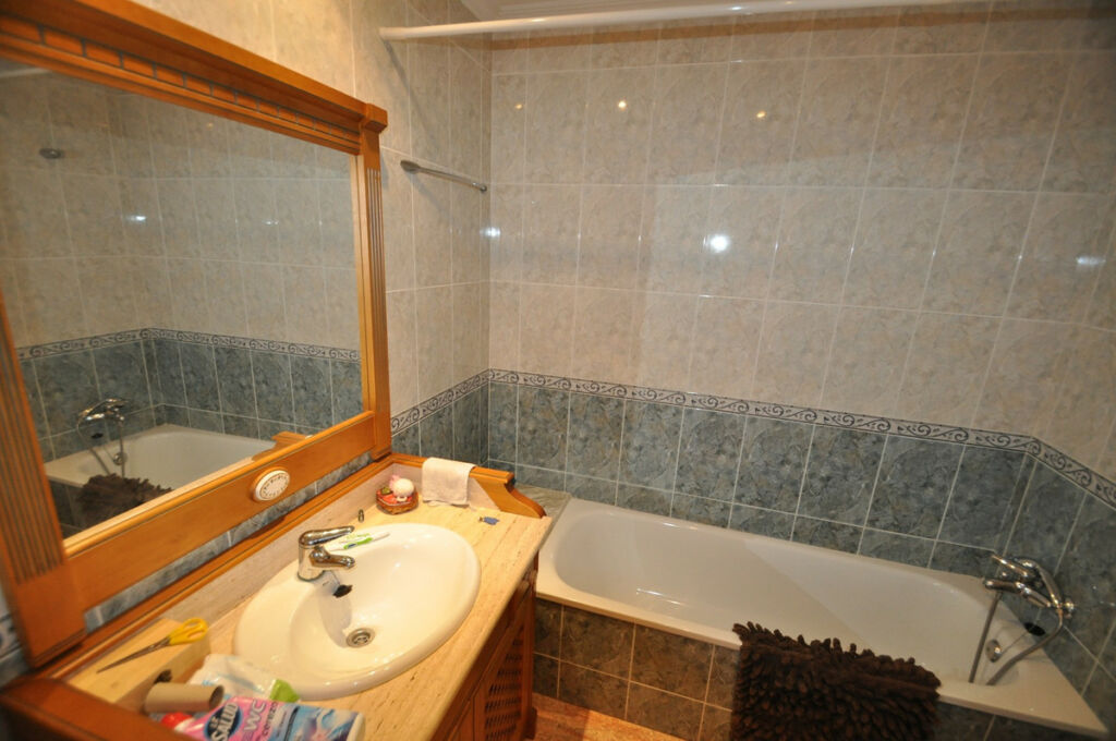 Townhouse Pinoso Alicante - image 16