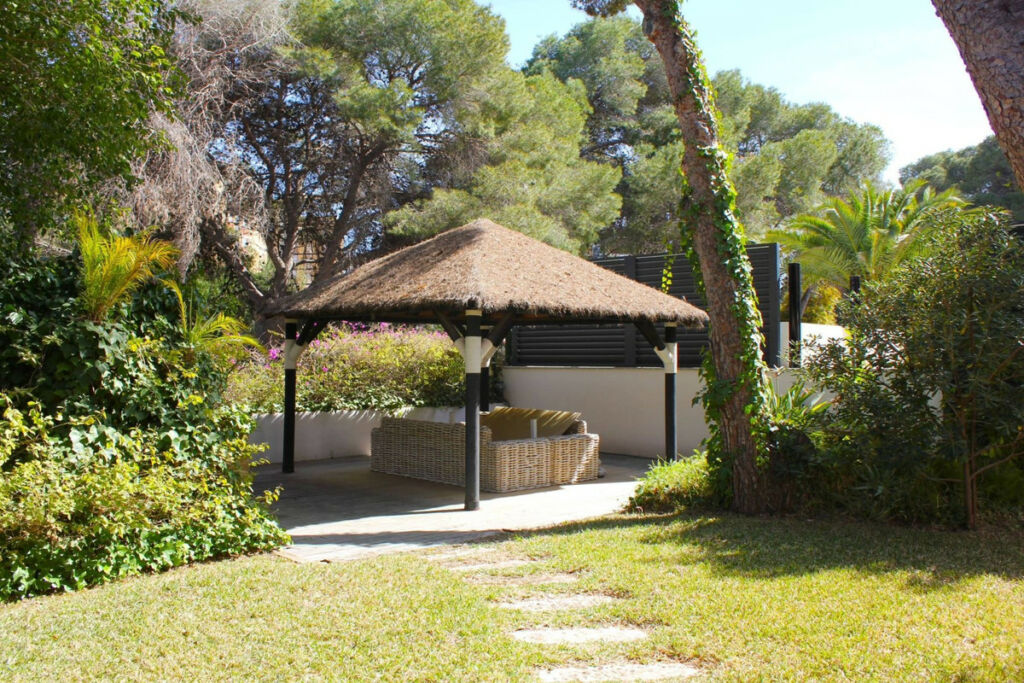Detached Villa Dehesa de Campoamor Alicante - image 16