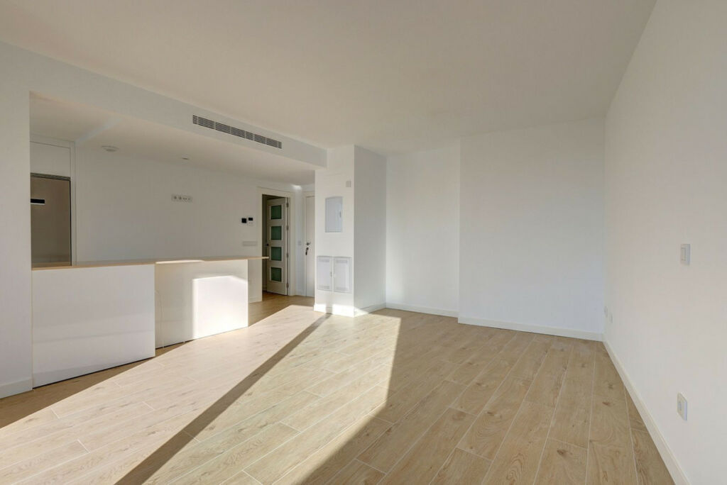 Middle Floor Apartment Estepona Málaga - image 16