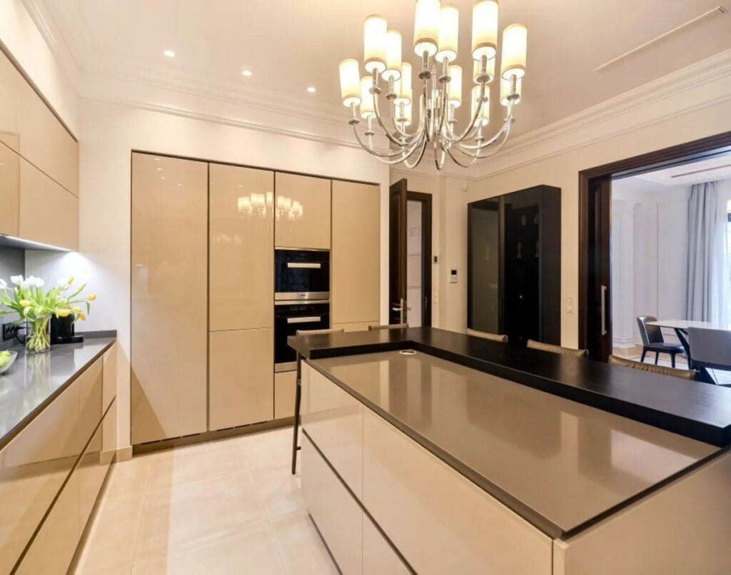 Detached Villa Sierra Blanca Málaga - image 16