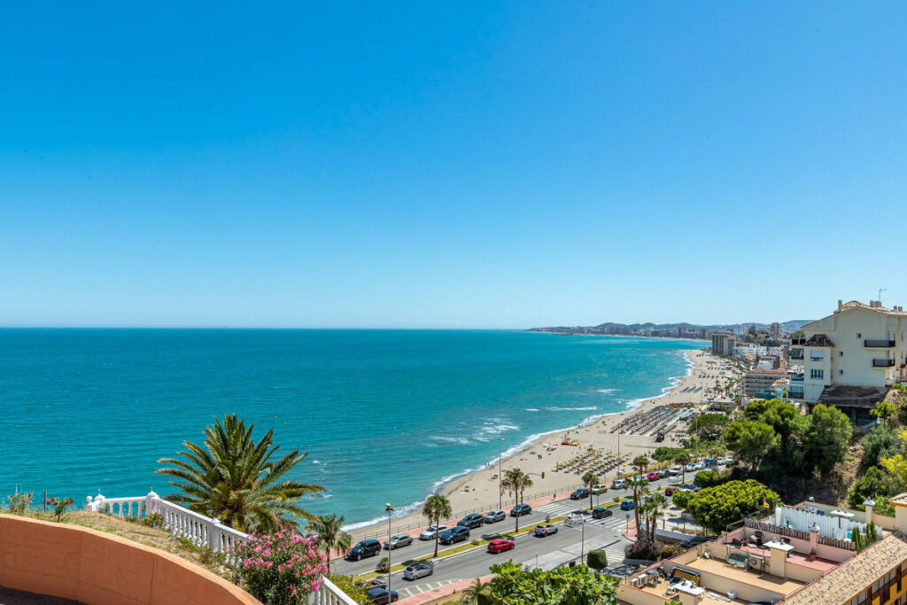 Ground Floor Apartment Benalmadena Málaga - image 18