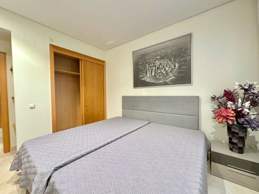 Middle Floor Apartment Puerto Banús Málaga - image 17