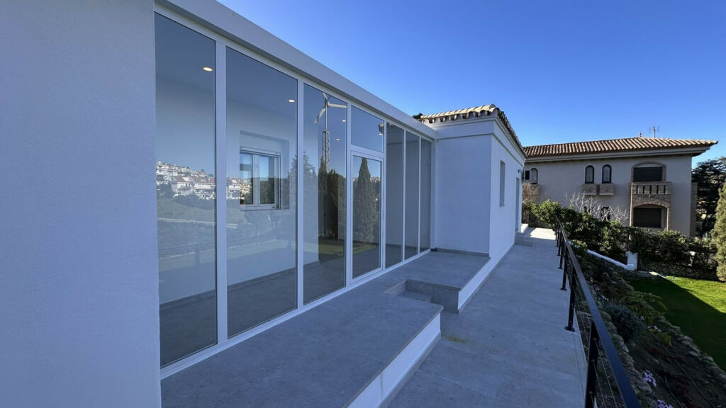 Detached Villa La Duquesa Málaga - image 16