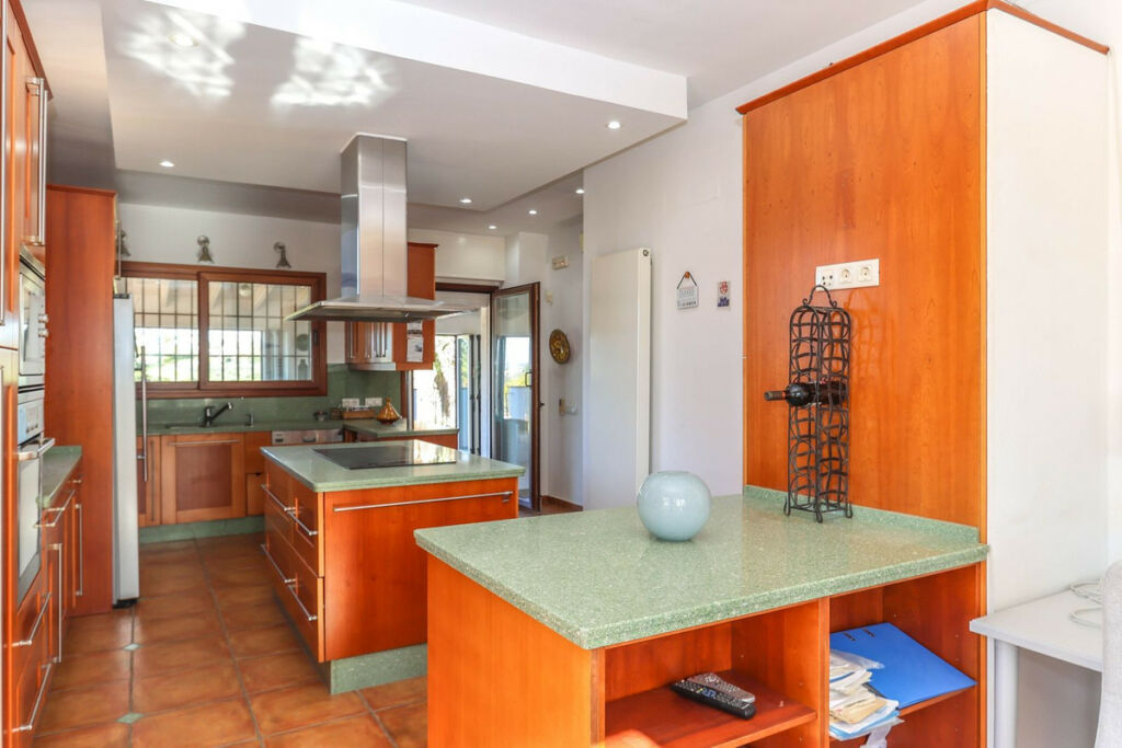 Detached Villa Alhaurín el Grande Málaga - image 16