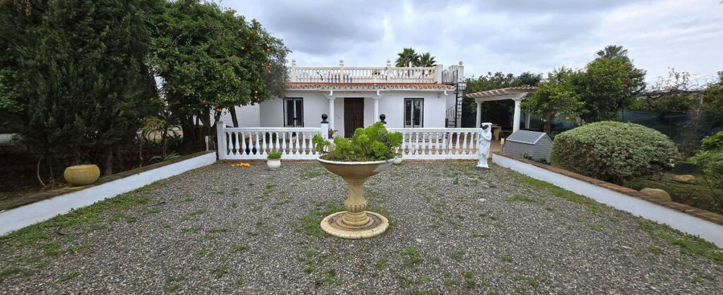Detached Villa Alhaurín de la Torre Málaga - image 16