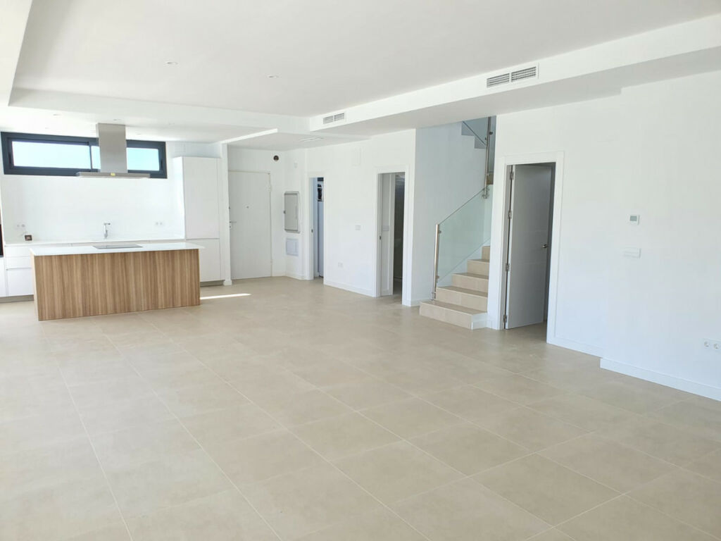 Detached Villa La Duquesa Málaga - image 16