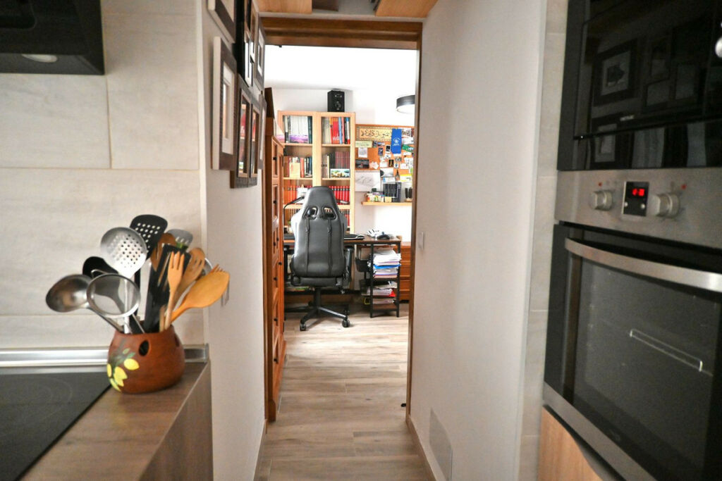 Ground Floor Apartment Las Lagunas Málaga - image 17