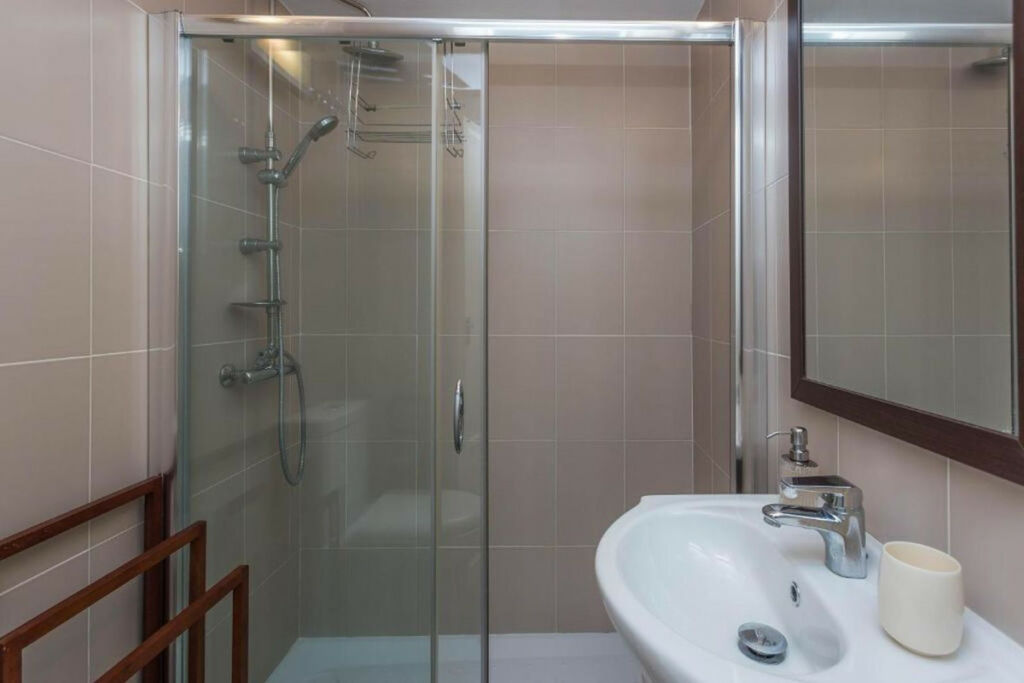 Ground Floor Apartment Riviera del Sol Málaga - image 17