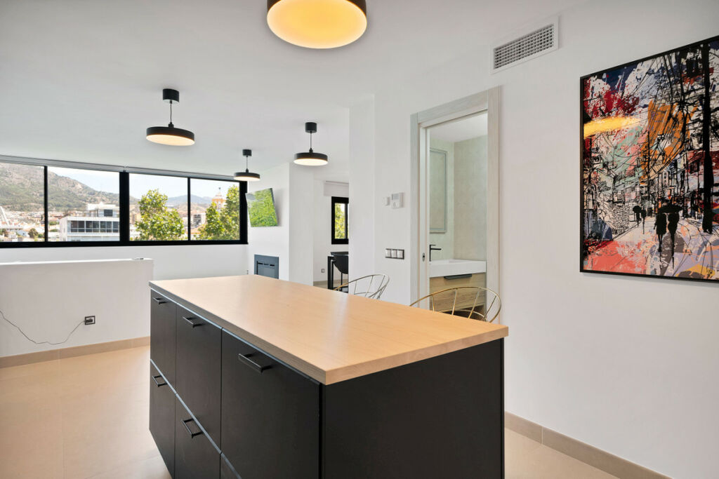 Middle Floor Apartment Marbella Málaga - image 17