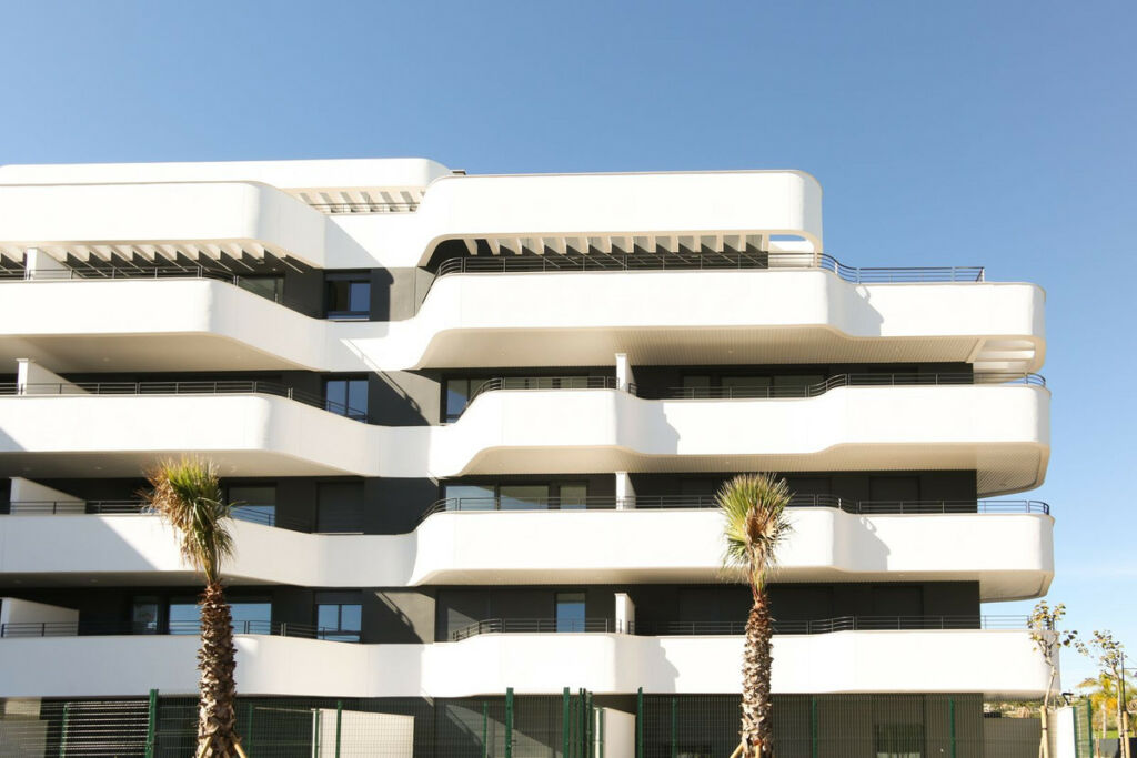 Middle Floor Apartment Los Alamos Málaga - image 17