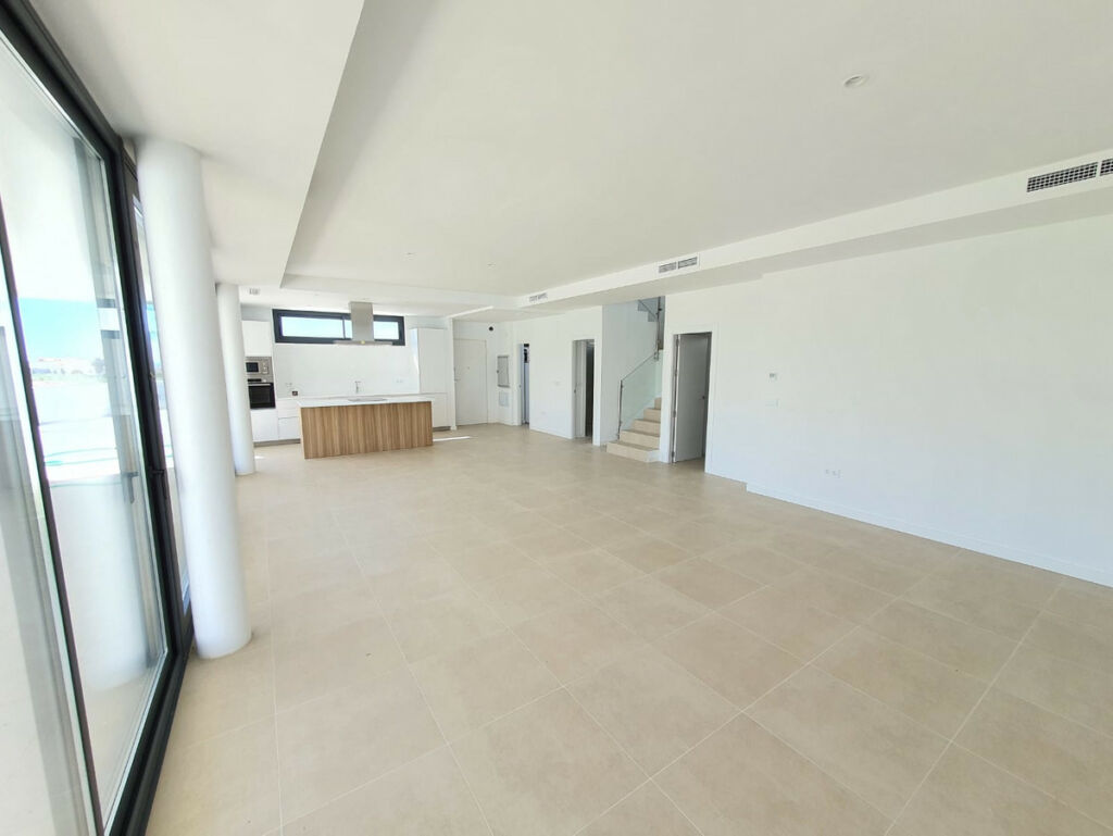 Detached Villa La Duquesa Málaga - image 17