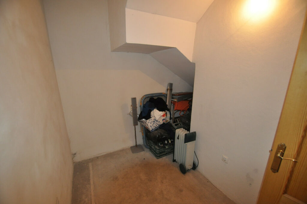 Townhouse Pinoso Alicante - image 17