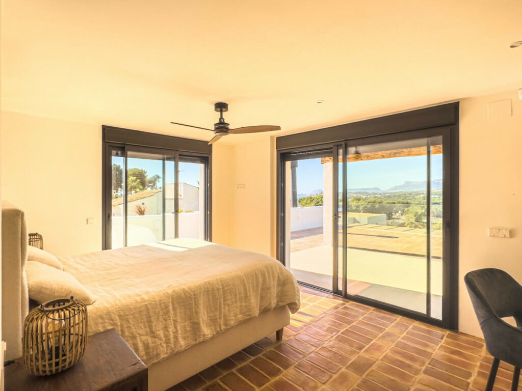 Detached Villa El Portet Alicante - image 17