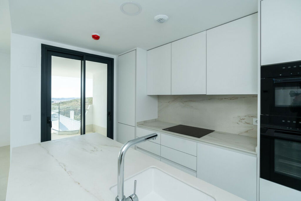 Middle Floor Apartment Fuengirola Málaga - image 17