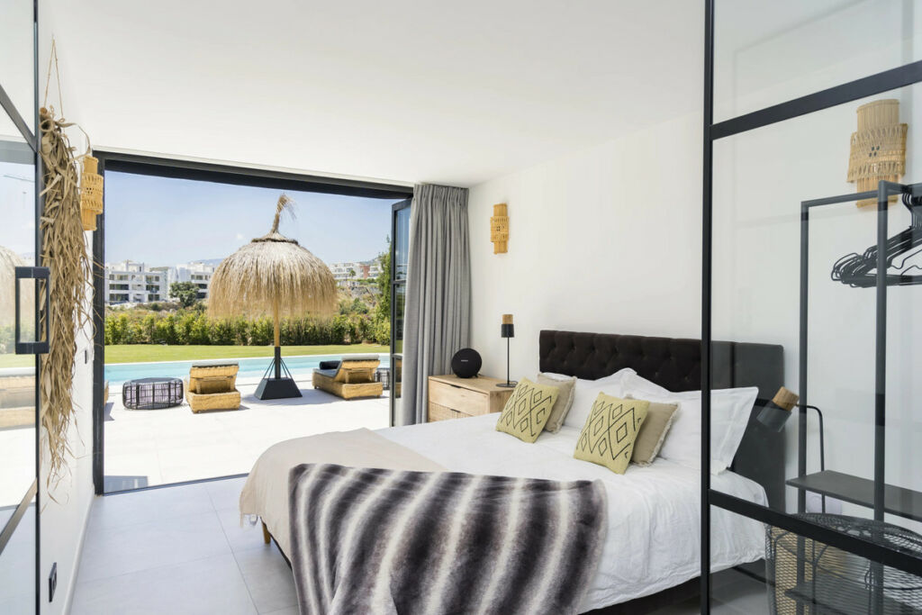 Detached Villa Benahavís Málaga - image 15