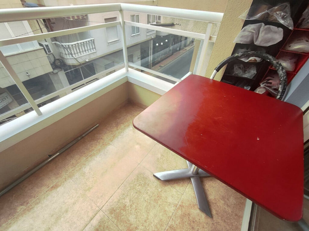 Middle Floor Apartment Torrevieja Alicante - image 17
