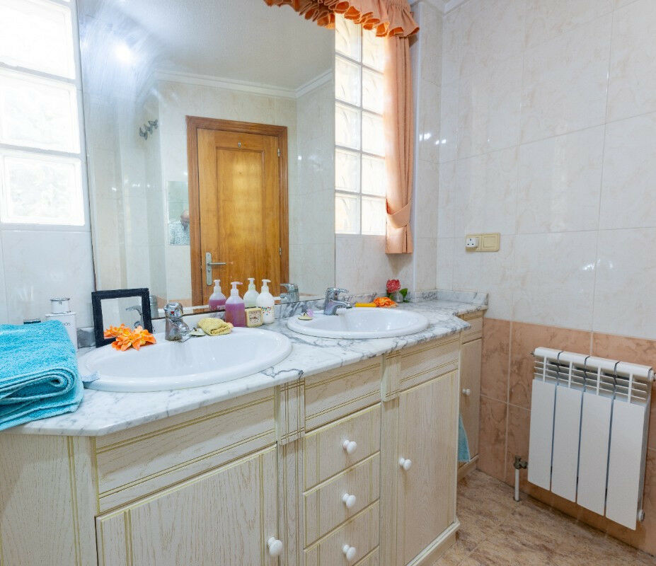 Detached Villa Los Altos Alicante - image 17