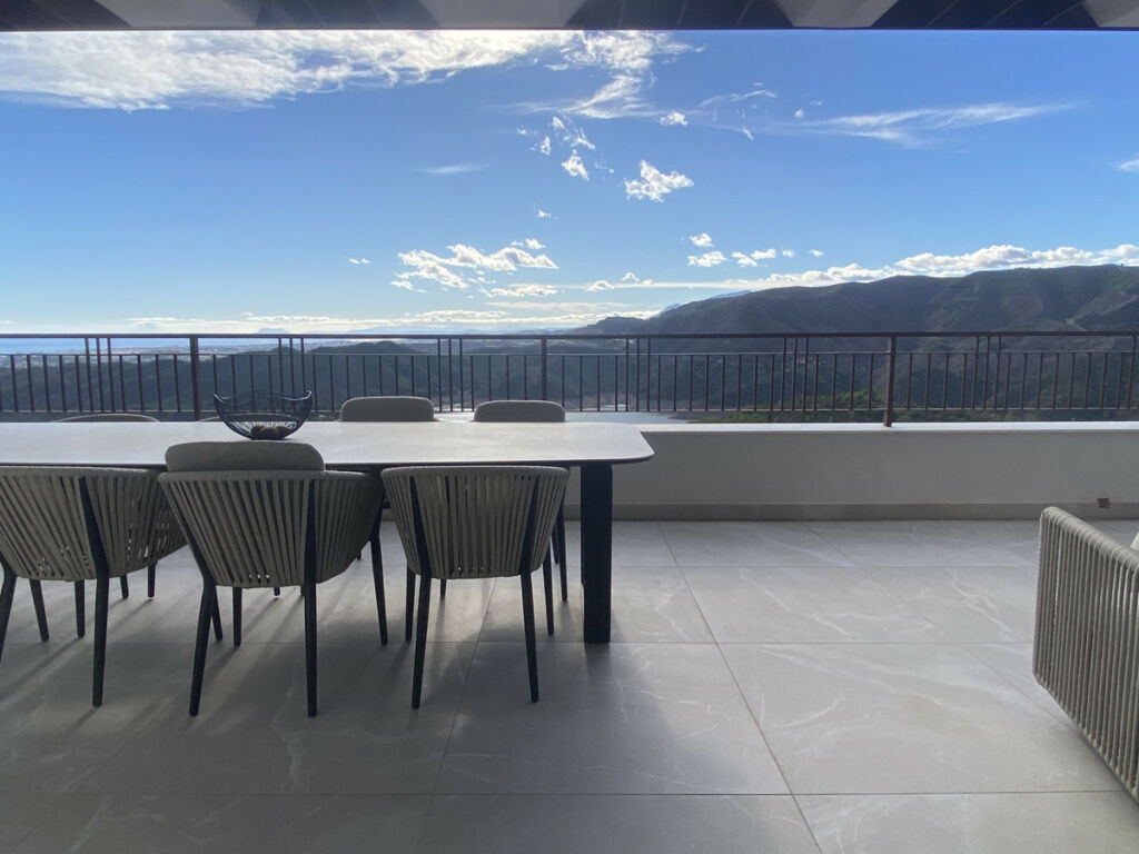 Penthouse Istán Málaga - image 17