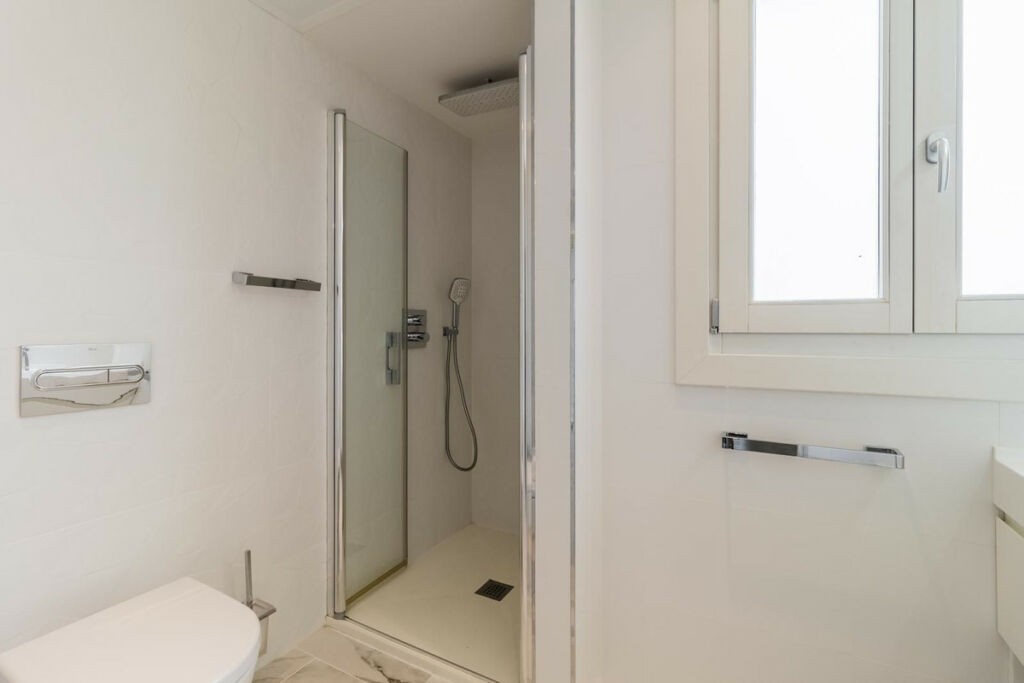 Townhouse Estepona Málaga - image 17