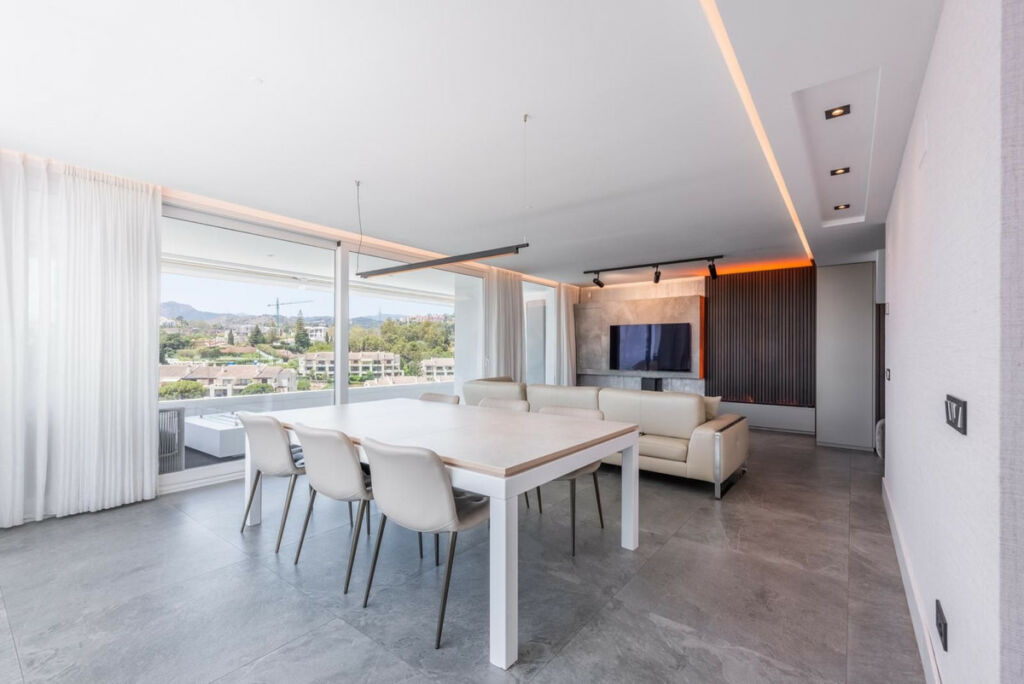 Penthouse La Quinta Málaga - image 17