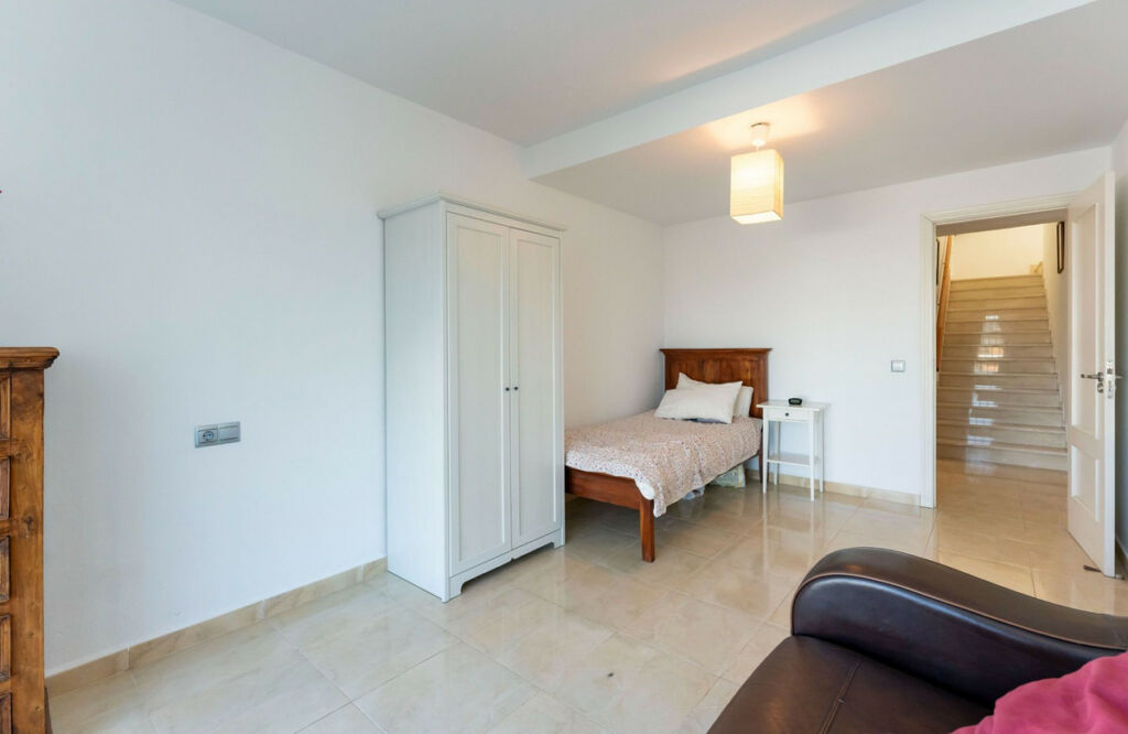 Detached Villa Alhaurín el Grande Málaga - image 17