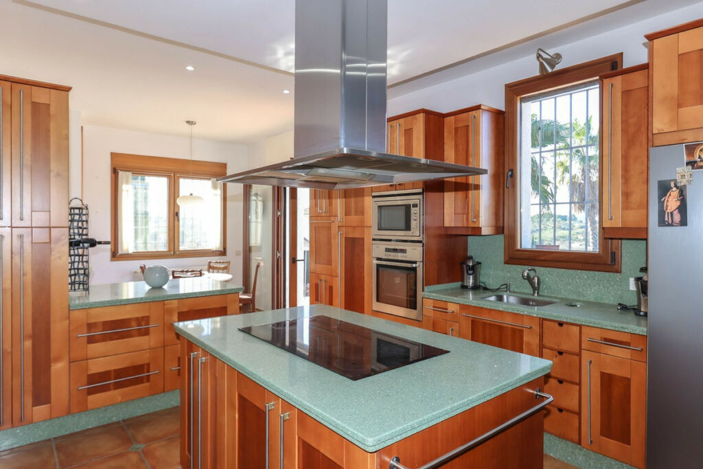 Detached Villa Alhaurín el Grande Málaga - image 18