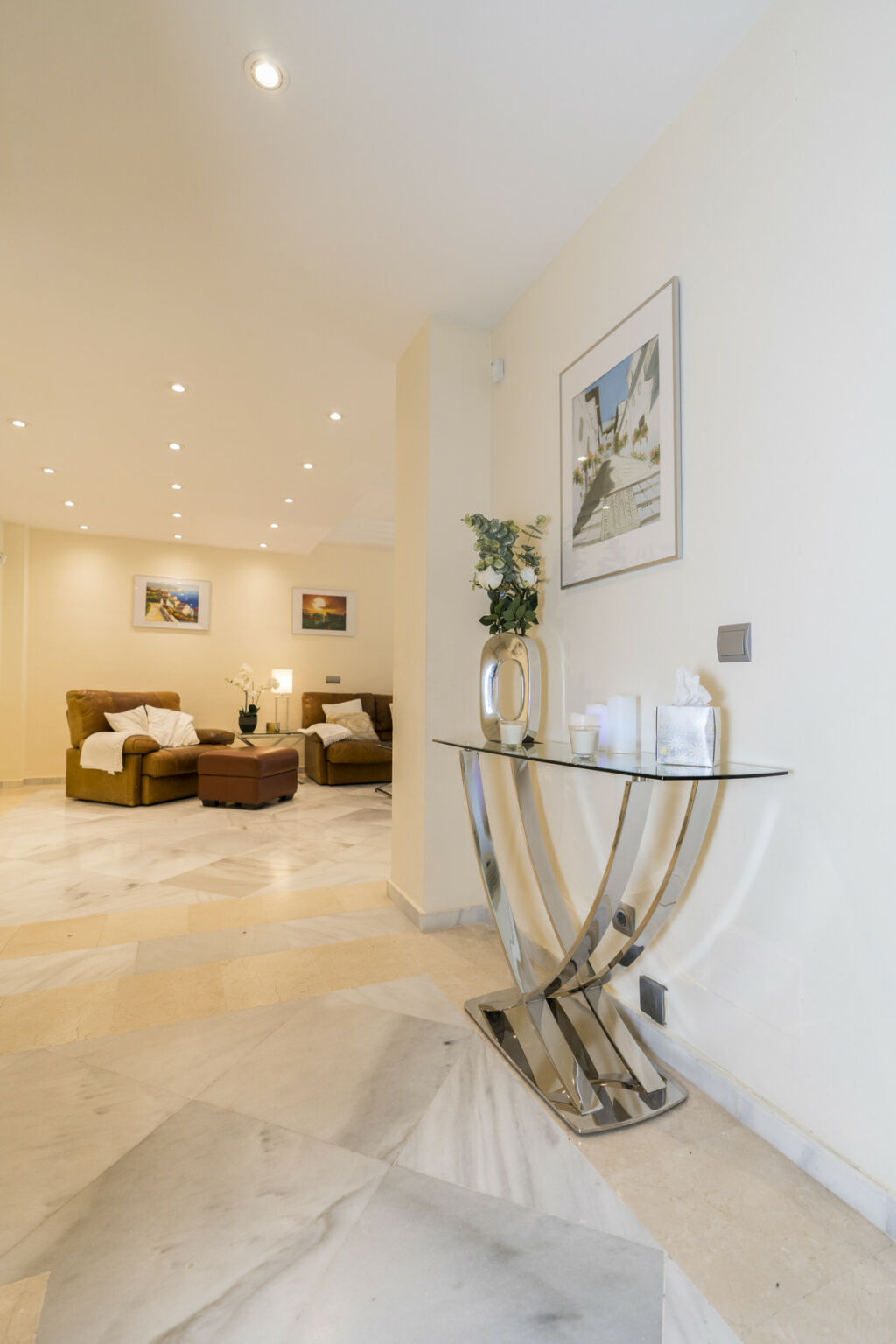 Middle Floor Apartment Nueva Andalucía Málaga - image 18