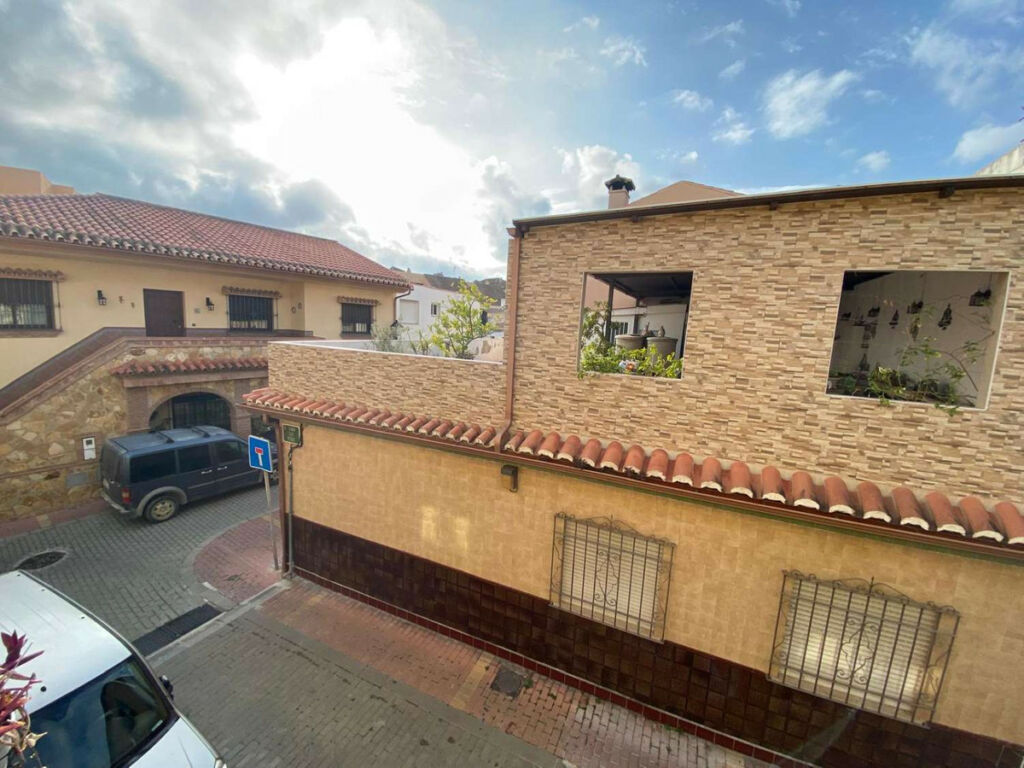 Middle Floor Apartment Fuengirola Málaga - image 21