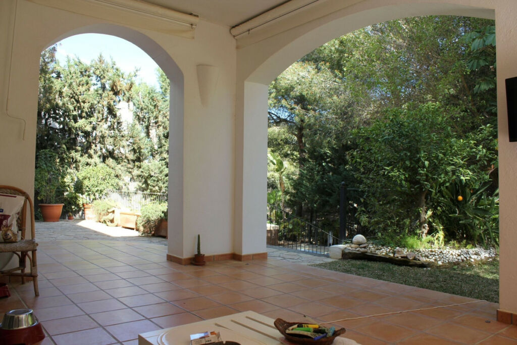Detached Villa Dehesa de Campoamor Alicante - image 18
