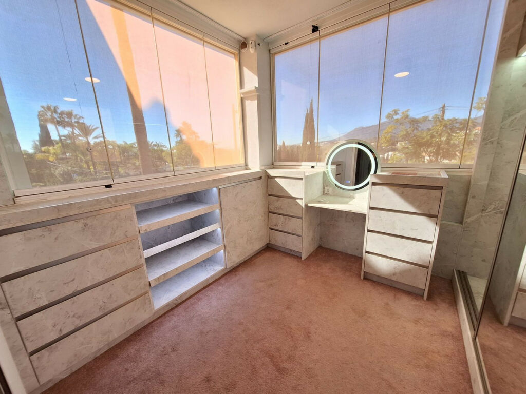 Middle Floor Apartment Bel Air Málaga - image 17