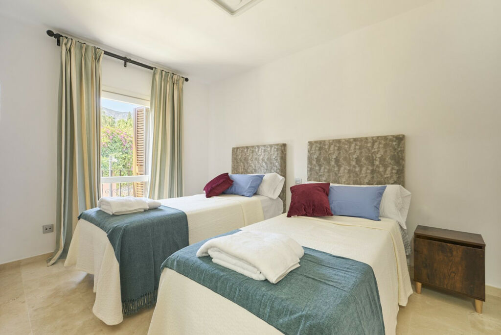 Semi-Detached House The Golden Mile Málaga - image 19