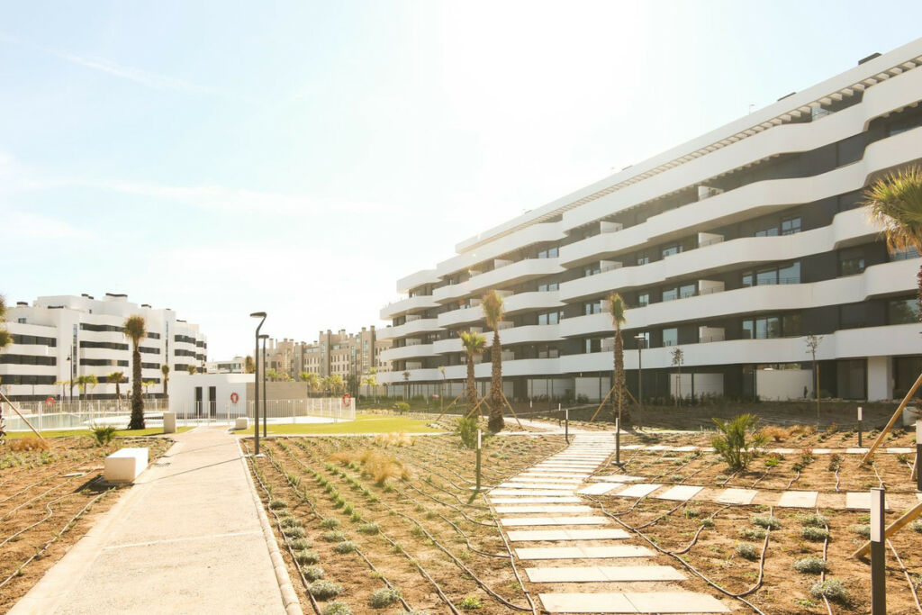 Middle Floor Apartment Los Alamos Málaga - image 19