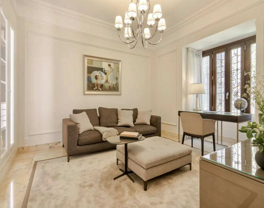 Detached Villa Sierra Blanca Málaga - image 19