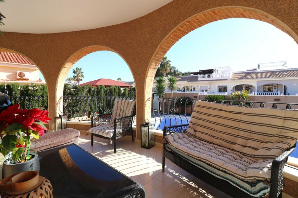 Detached Villa Benijofar Alicante - image 19