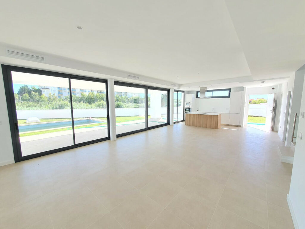 Detached Villa La Duquesa Málaga - image 19