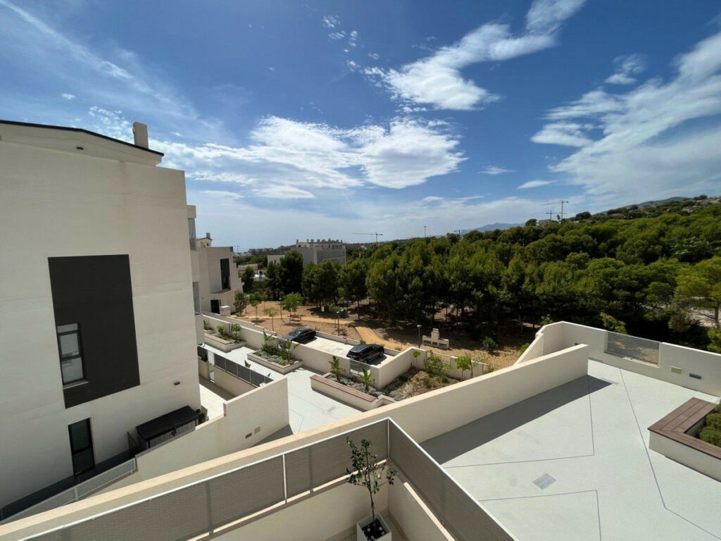 Middle Floor Apartment Finestrat Alicante - image 19