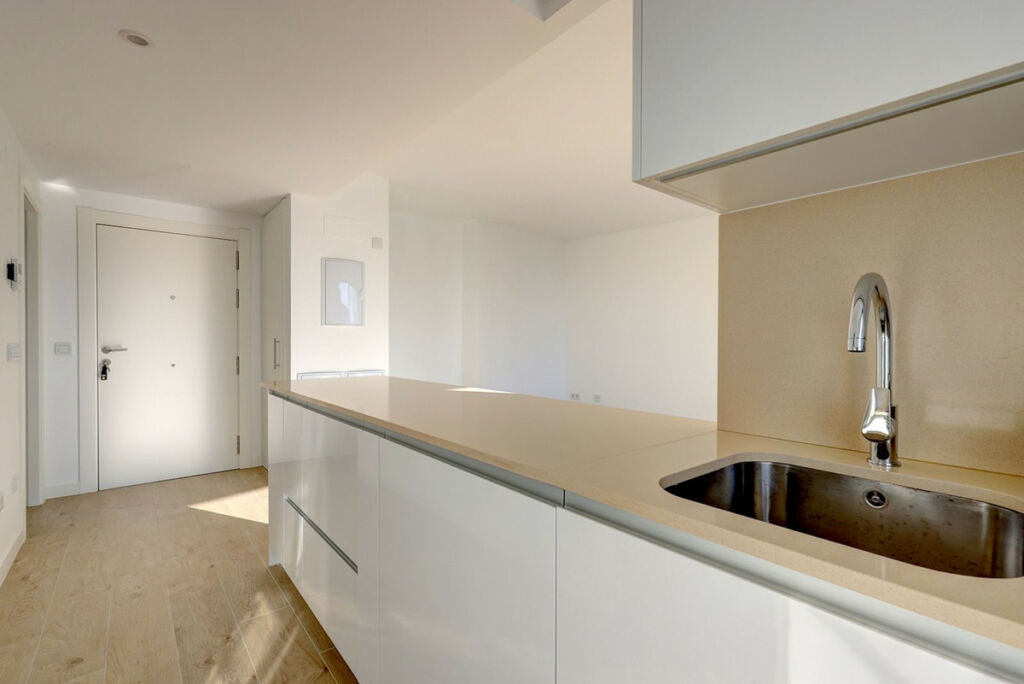 Middle Floor Apartment Estepona Málaga - image 19