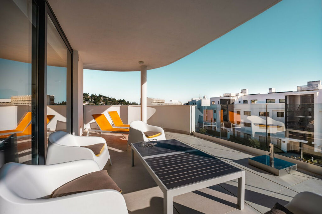 Middle Floor Apartment Fuengirola Málaga - image 19