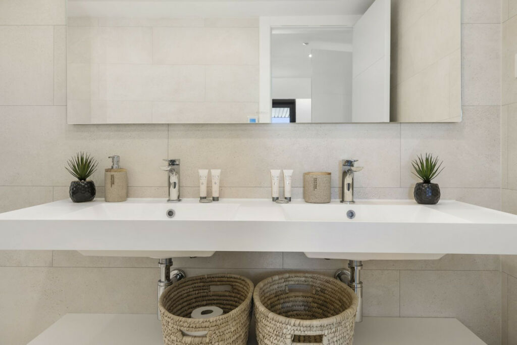 Middle Floor Apartment Fuengirola Málaga - image 19