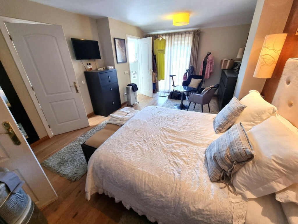 Top Floor Apartment Estepona Málaga - image 19