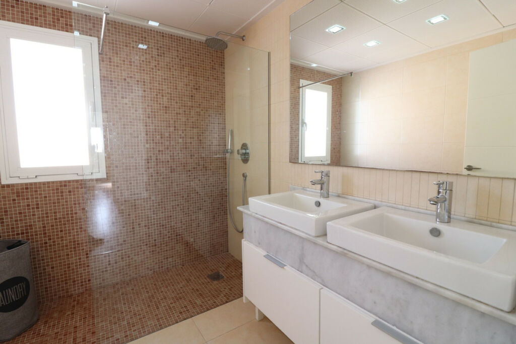 Detached Villa La Marina Alicante - image 19