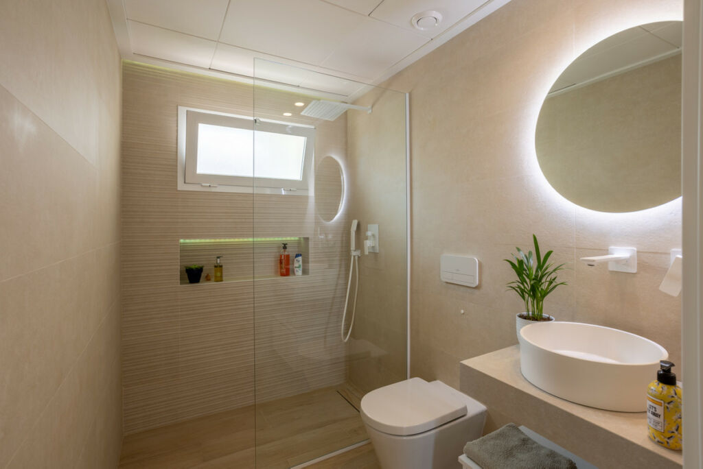 Ground Floor Apartment Villamartin Alicante - image 19