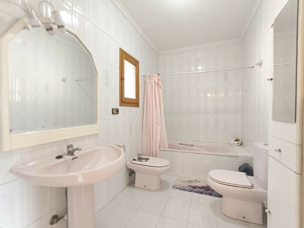 Detached Villa Parcent Alicante - image 19