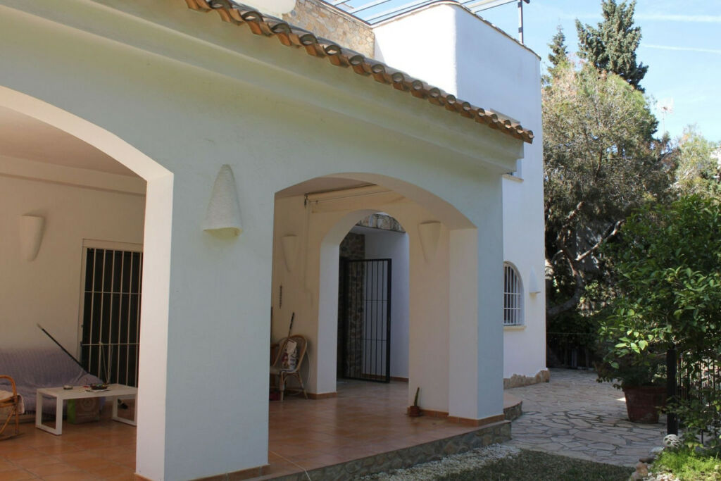 Detached Villa Dehesa de Campoamor Alicante - image 19