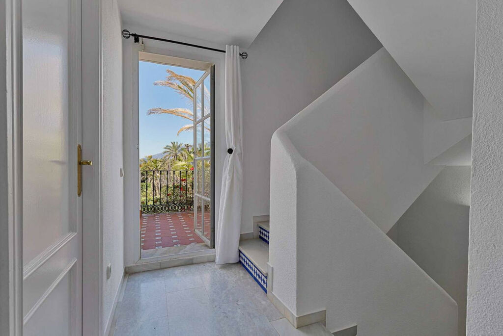 Townhouse Estepona Málaga - image 19