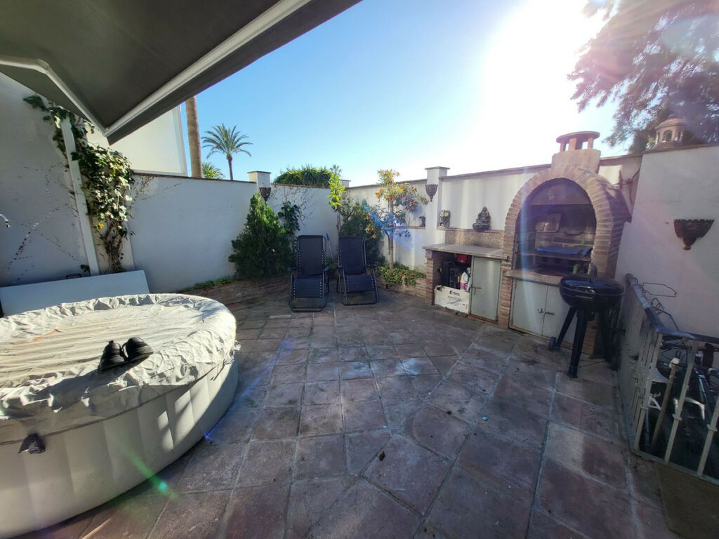 Townhouse Guadalmina Alta Málaga - image 30