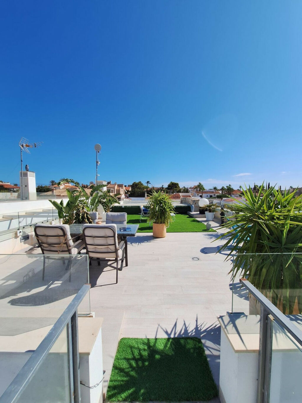 Bungalow Torrevieja Alicante - image 19