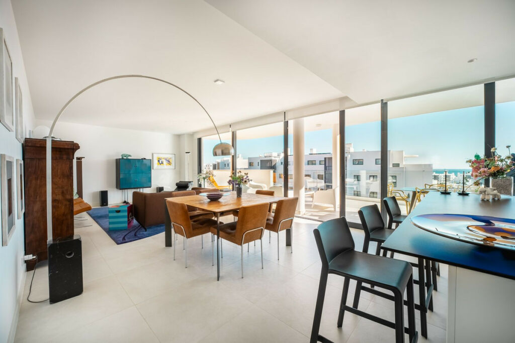 Middle Floor Apartment Fuengirola Málaga